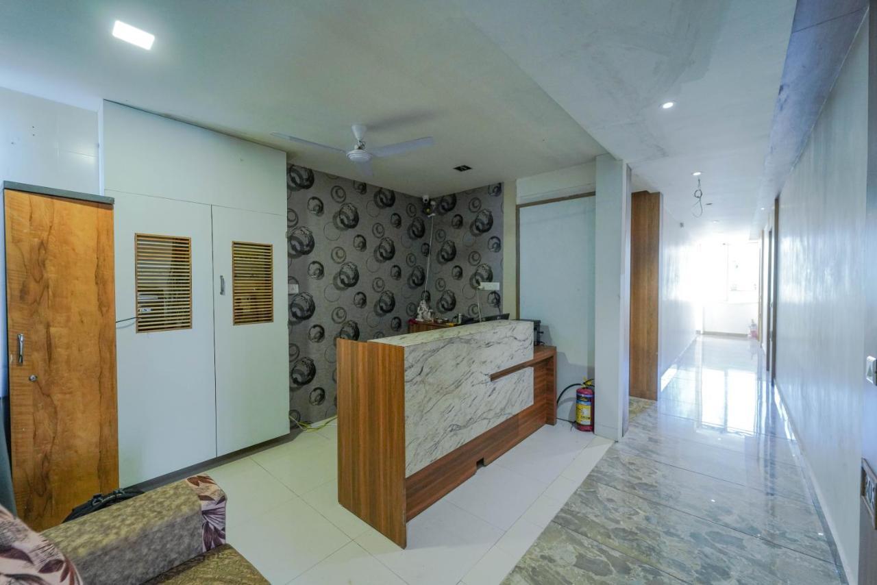 Hotel New Empire Ahmedabad Exterior photo